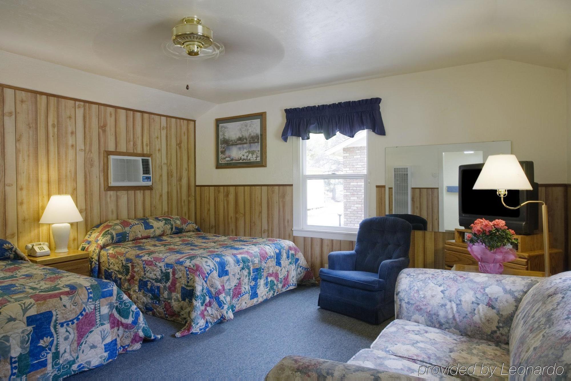 Lazy J Ranch Motel Three Rivers Room photo